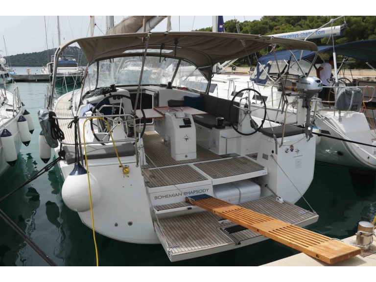 Jeanneau Sun Odyssey 440 jednotlivci a charterové společnosti v Sukošan