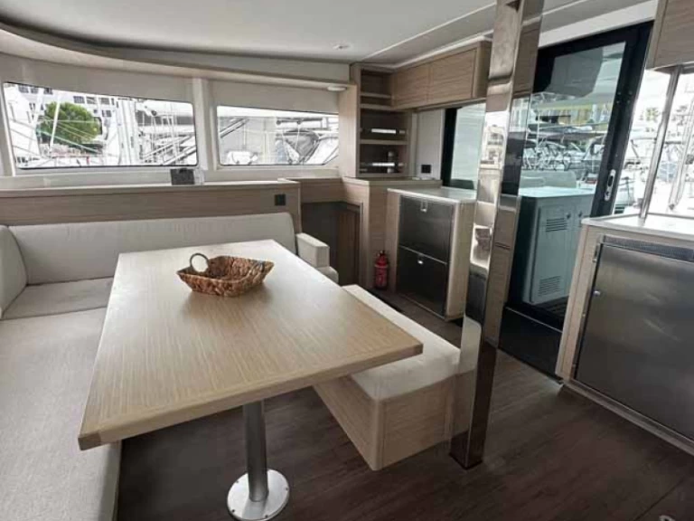 Pronájem lodi Golfo Aranci lákavé ceny Lagoon 46