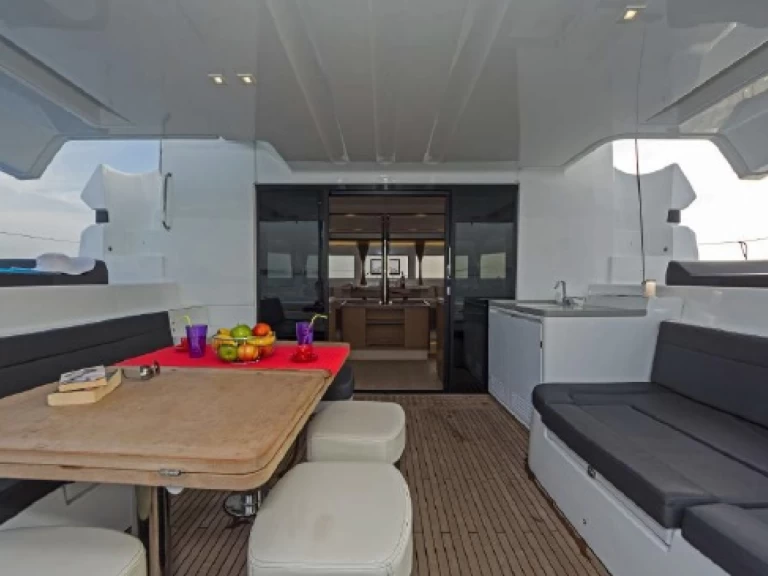 Katamarán k pronájmu v Lefkáda za nejlepší cenu