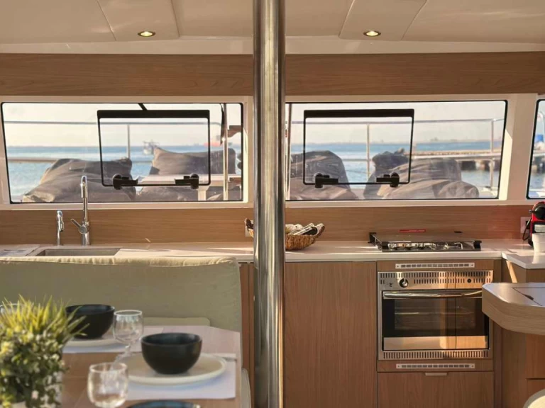 Katamarán k pronájmu v Preveza za nejlepší cenu