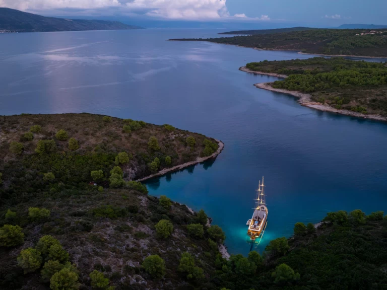 Son De Mar Son De Mar jednotlivci a charterové společnosti v Split