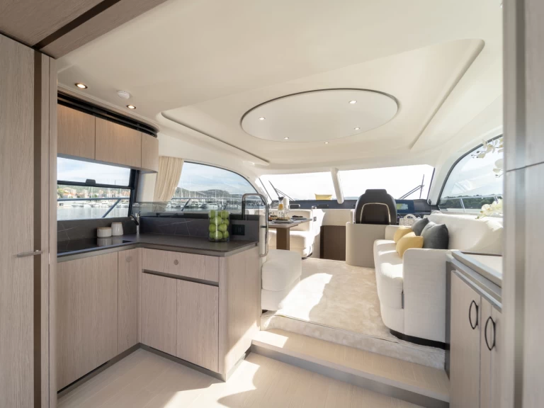 Pronájem Motorová loď v Šibenik  -Azimut Azimut 53 Fly