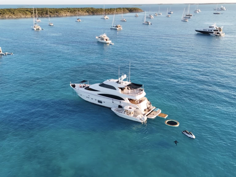 Pronajmout si Horizon Horizon E88 v Grand Bahama Island