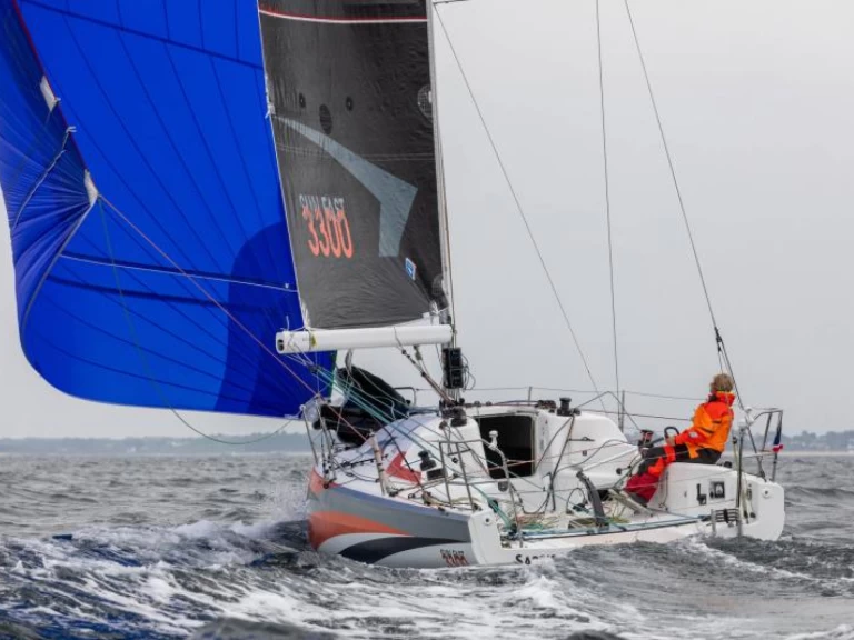 Pronájem jachty v La Trinité-sur-Mer -Jeanneau SUN FAST 3300 na Samboatu