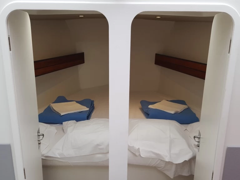 Pronájem lodi Port-Haliguen lákavé ceny RM 1270