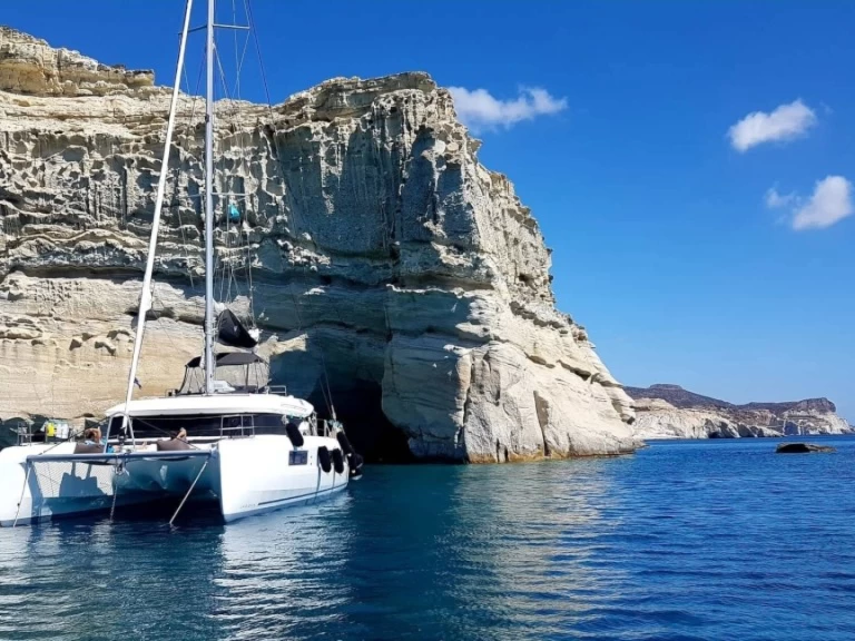 Pronajmout Katamarán se skipperem či ne Lagoon v Paros (ostrov)