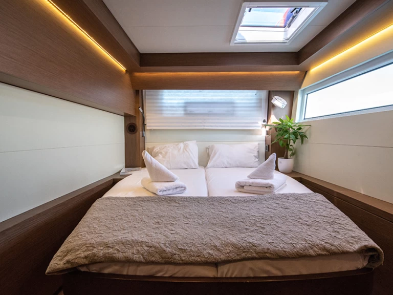 Pronájem lodi Lagoon Lagoon 50 v Paros (ostrov) na Samboatu