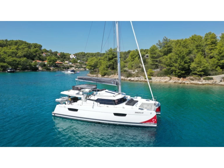 Pronájem Katamarán v Donji Seget -Fountaine Pajot Elba 45