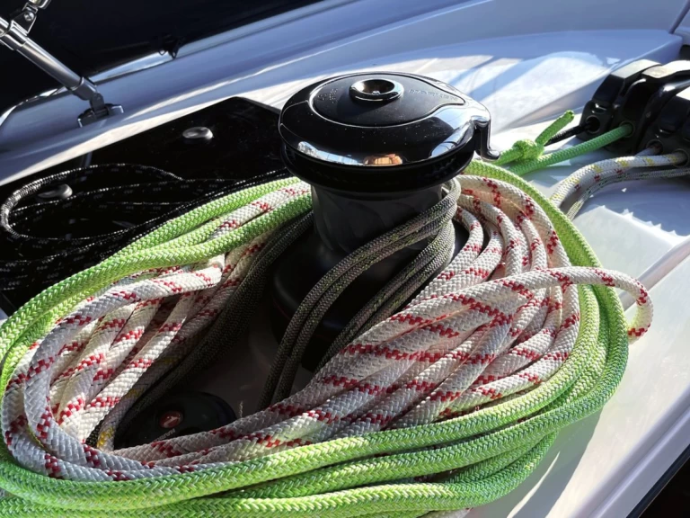 Elan Elan E6 jednotlivci a charterové společnosti v Split