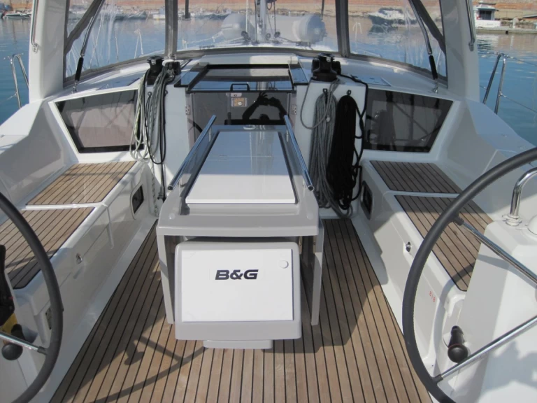 Plachetnice k pronájmu v Capo d'Orlando za nejlepší cenu