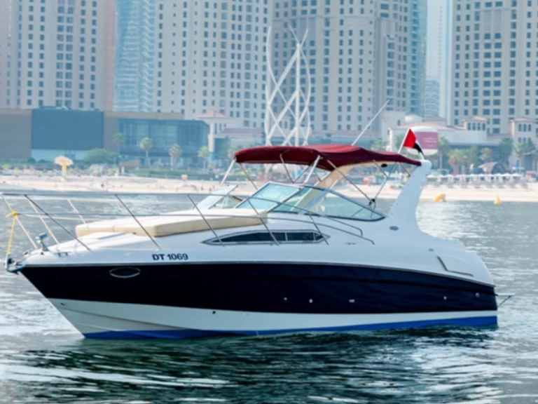 Pronájem Motorová loď v Dubai Marina -Régal Commodore 300