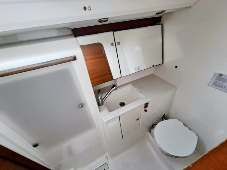 Pronájem lodi Dufour Dufour 450 Grand Large v Arzon na Samboatu