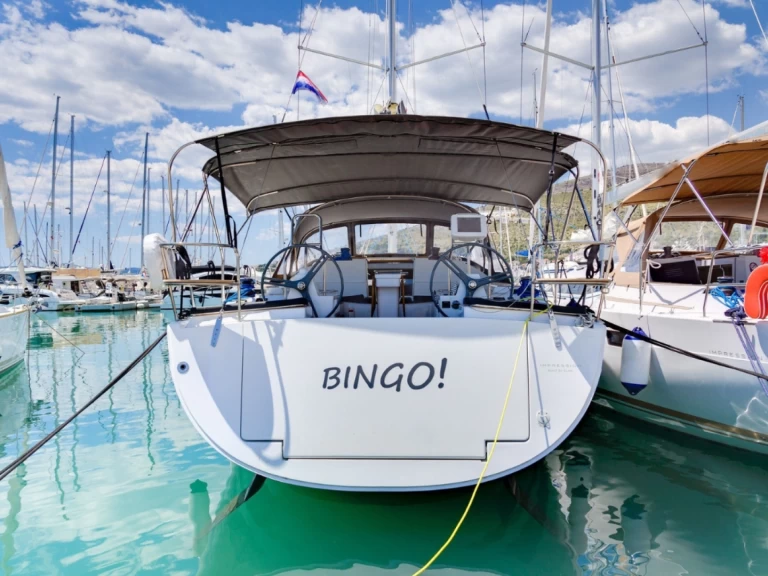 Pronájem Plachetnice Elan s licencí