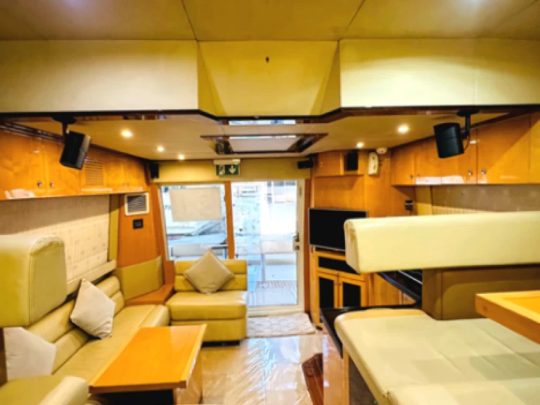 Pronájem jachty v Dubai Marina -Gulf Craft - Majesty Yachts Majesty 44 na Samboatu