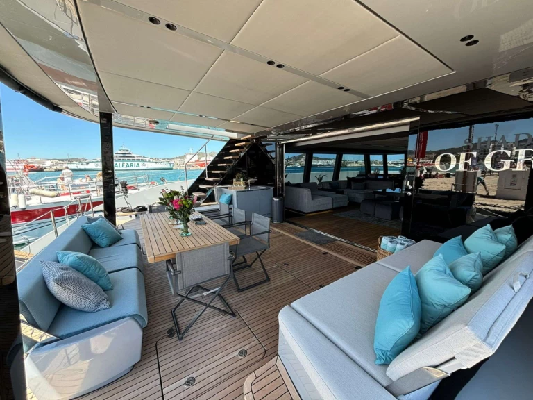 Pronájem lodi Sunreef SHADES OF GREY v Mallorka na Samboatu