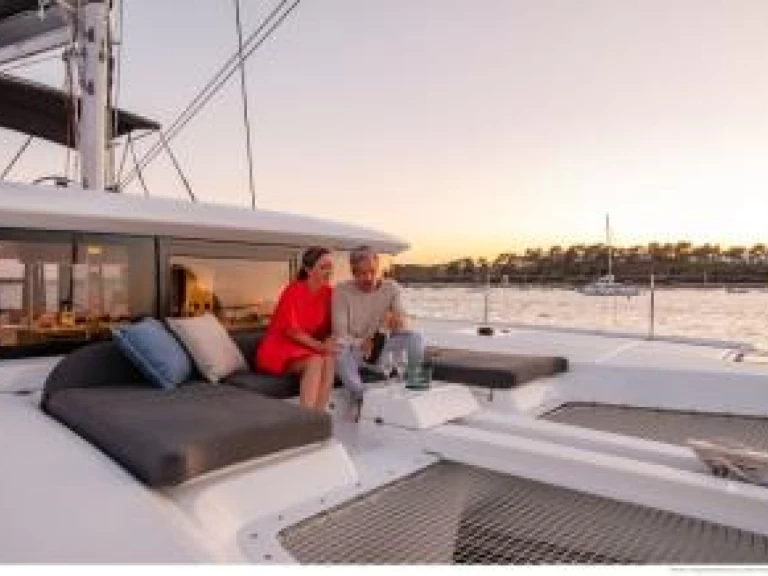 Pronájem jachty v Furnari -Lagoon Lagoon 46 na Samboatu