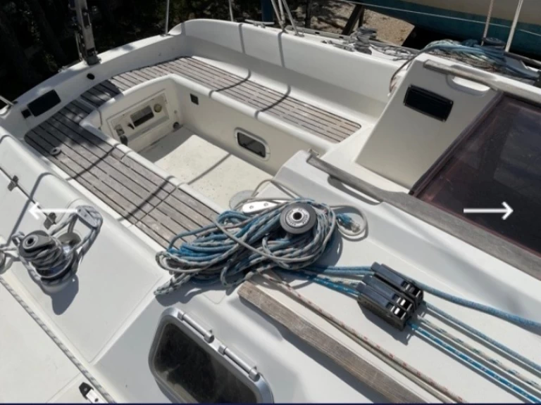 Pronájem lodi Toulon Port lákavé ceny Sun Odyssey 31