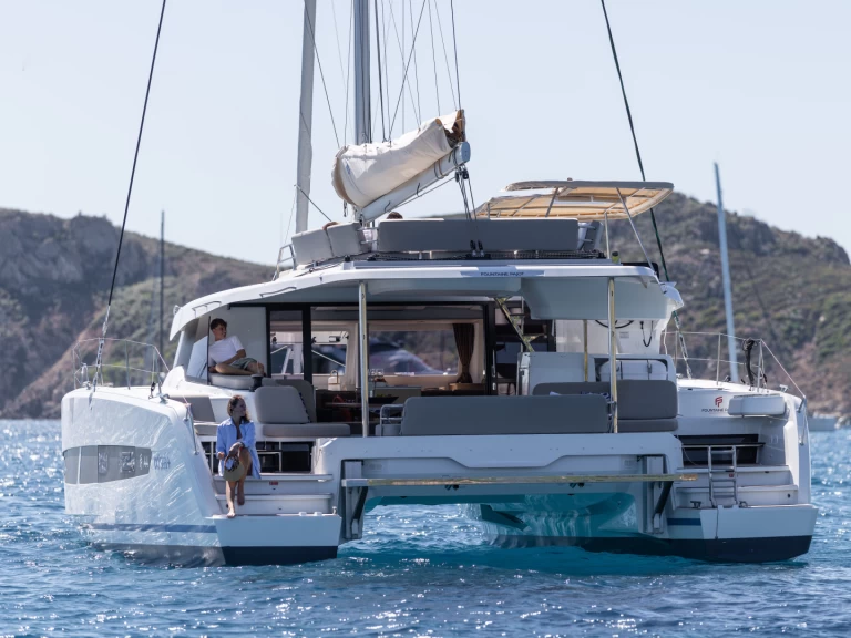 Pronajmout Katamarán se skipperem či ne Fountaine Pajot v Saint Raphael