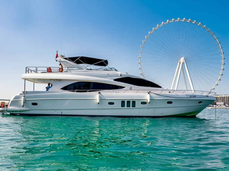 Pronájem jachty v Dubai Marina -Gulf Craft Majesty 77ft na Samboatu