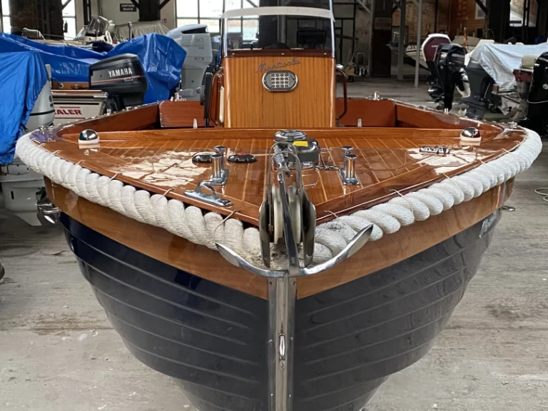 Pronájem jachty v Venice -Montisola Archetti Easy 600 na Samboatu