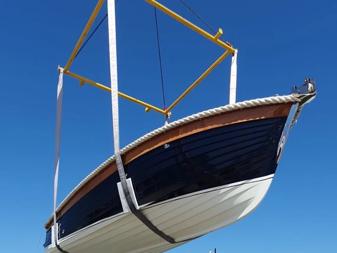 Motorová loď k pronájmu v Venice za nejlepší cenu