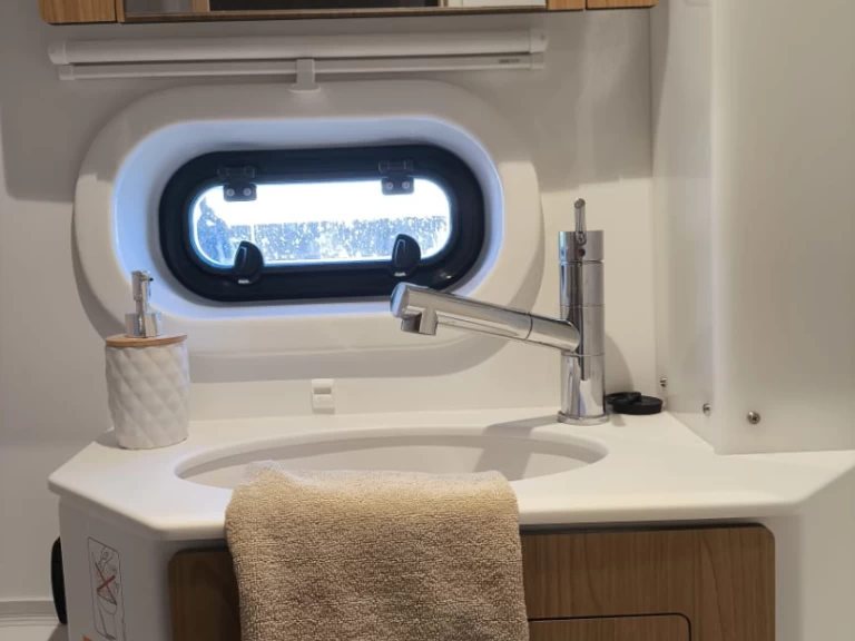 Pronajmout si Bali Bali 4.2 v Perigiali