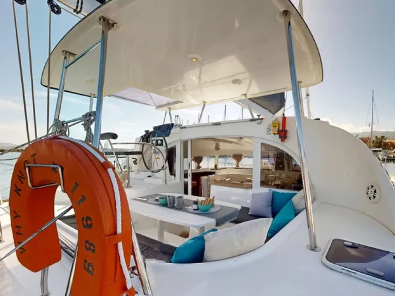 Pronájem lodi Lagoon Lagoon 380 v Perigiali na Samboatu