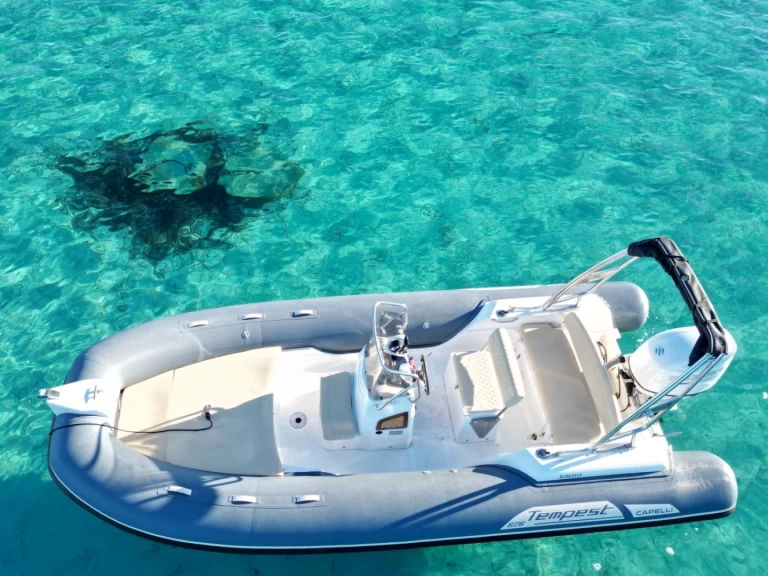 Pronájem lodi Porto-Vecchio lákavé ceny Capelli 626 Luxe