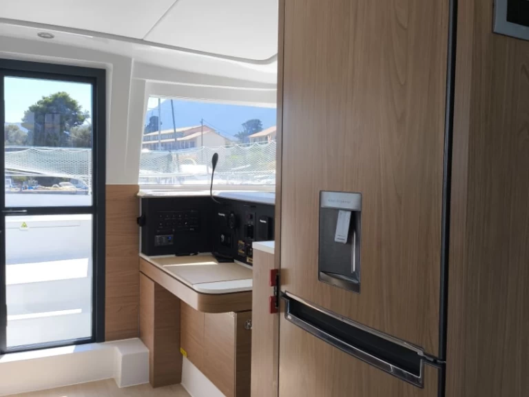 Katamarán k pronájmu v Perigiali za nejlepší cenu