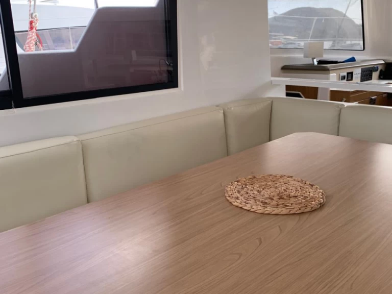 Katamarán k pronájmu v Perigiali za nejlepší cenu