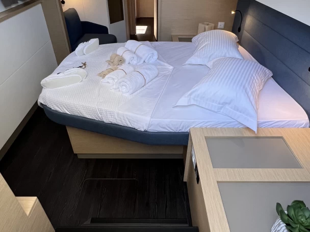 Pronájem Katamarán v Perigiali -Fountaine Pajot Aura 51