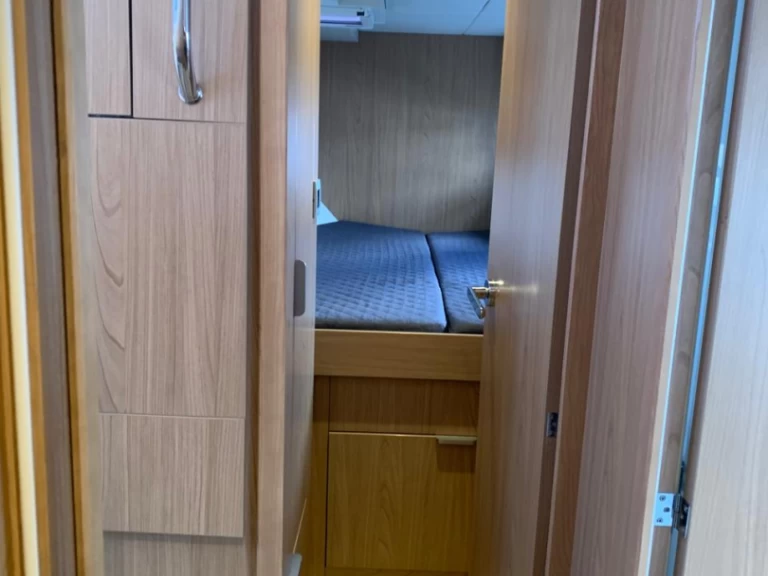 Pronájem jachty v Perigiali -Bali Bali Catsmart na Samboatu