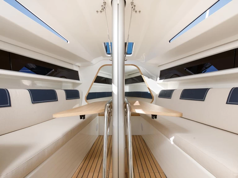 Pronájem Plachetnice Italia Yachts s licencí