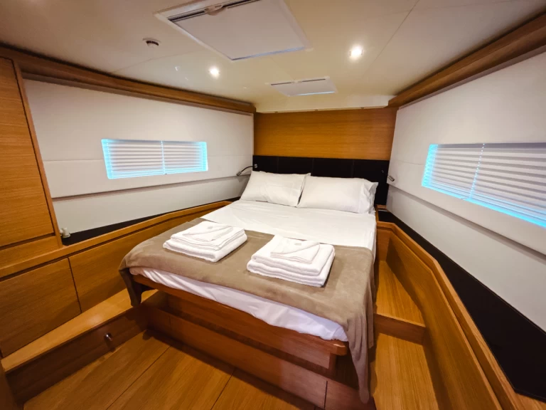 Pronájem jachty v Salerno -Solaris Solaris 50 na Samboatu