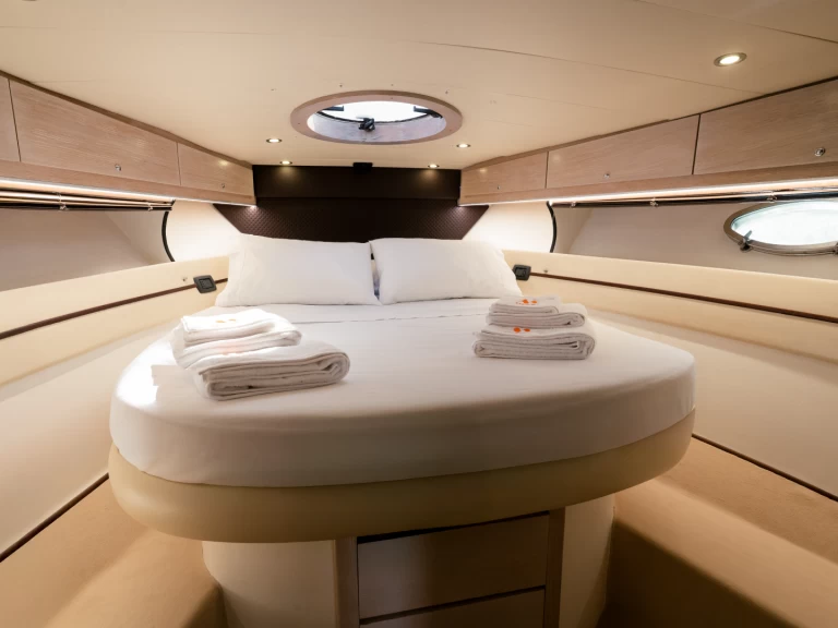 Pronájem Motorová loď v Salerno -Marine Yachting Mig 50