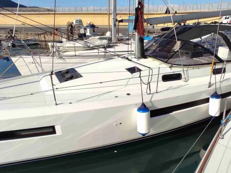 Pronájem lodi Jeanneau Sun Loft 47 v Agropoli na Samboatu