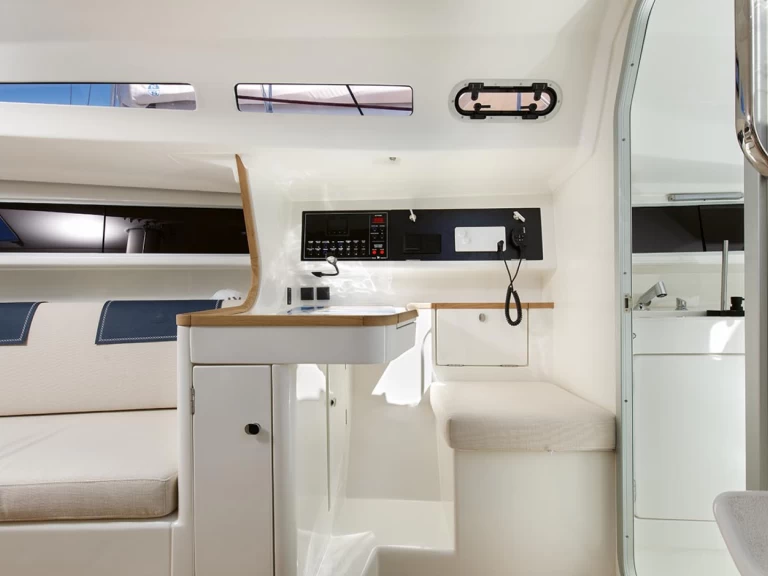 Pronájem Plachetnice Italia Yachts s licencí