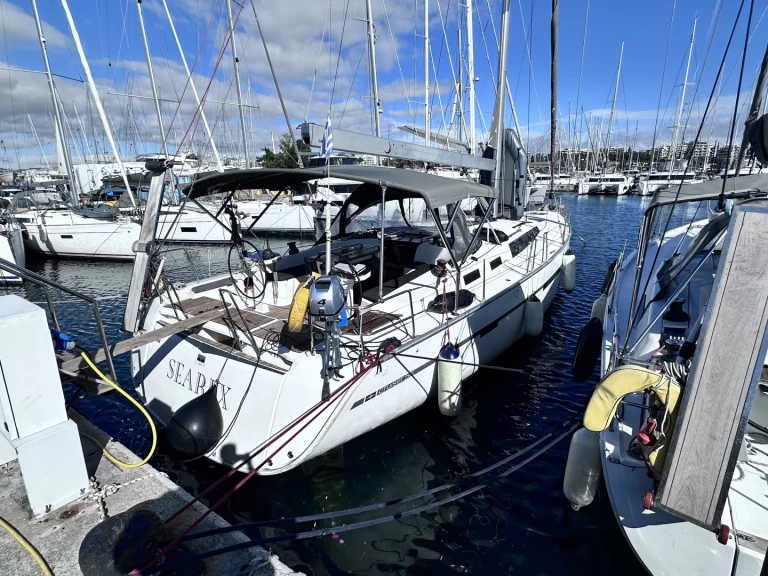 Pronajmout si Bavaria Cruiser 56 v Alimos