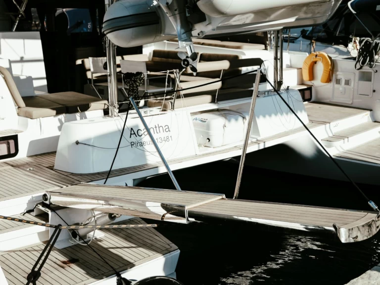 Pronajmout Katamarán se skipperem či ne Lagoon v Lefkáda