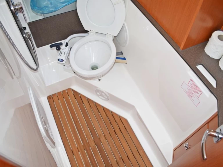 Pronájem Plachetnice v Zaton -Bavaria Cruiser 34