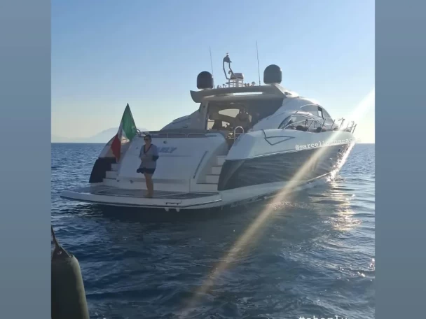 Pronajmout Jachta se skipperem či ne Sunseeker v Balestrate