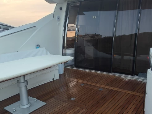 Sunseeker Predator 72 jednotlivci a charterové společnosti v Balestrate