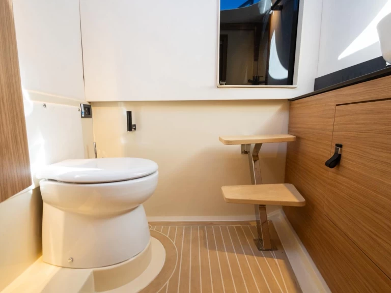 Pronájem jachty v Taormina -LILIBAEUM YACHT LIPARI 31 na Samboatu