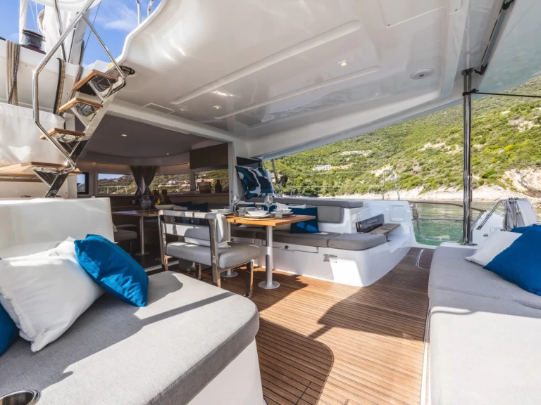 Pronajmout si Lagoon Lagoon 43 v Lefkáda