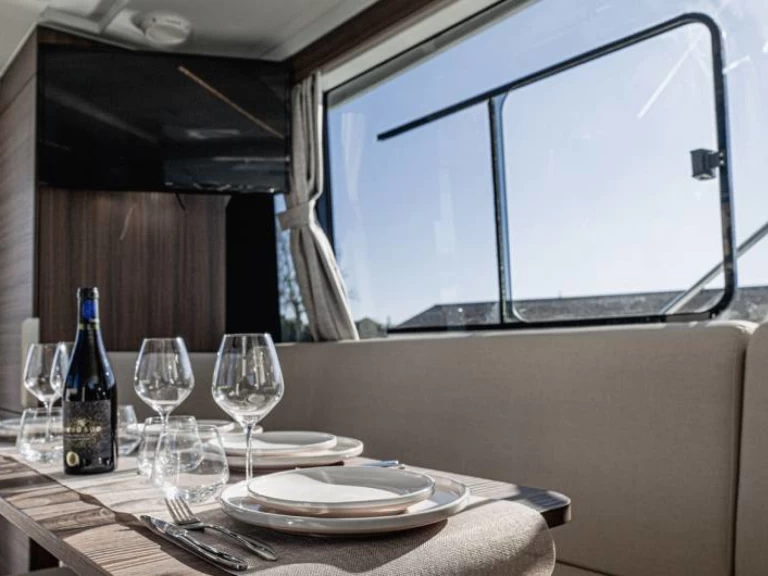 Le Boat Liberty jednotlivci a charterové společnosti v Saint-Gilles-Croix-de-Vie