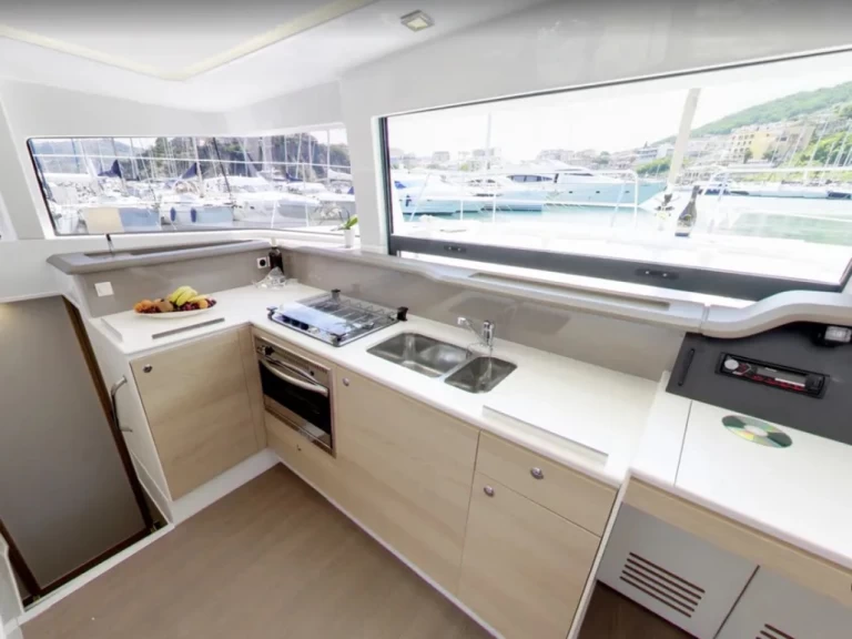 Pronájem lodi Bali Bali 4.1 v Agropoli na Samboatu