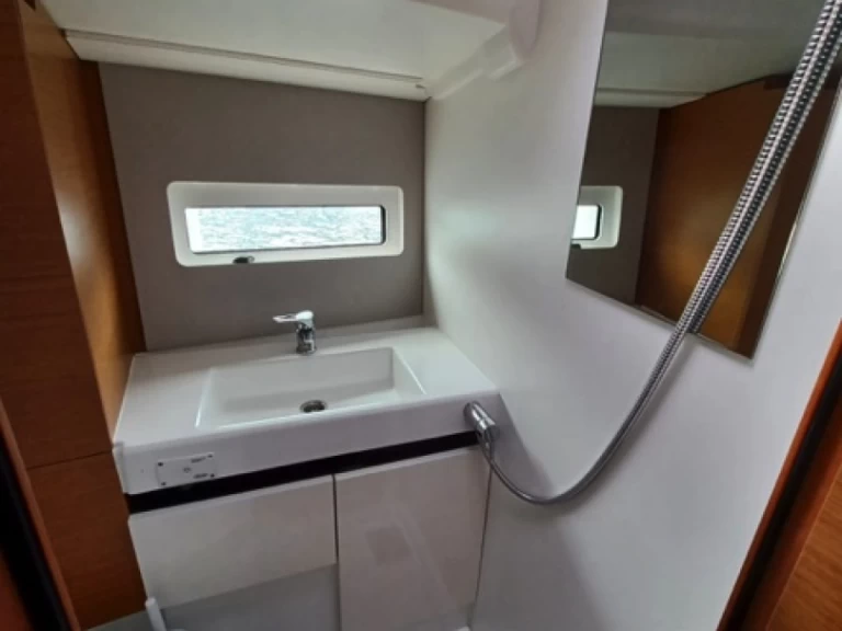 Pronájem jachty v Olbia -Jeanneau Sun Odyssey 490 na Samboatu