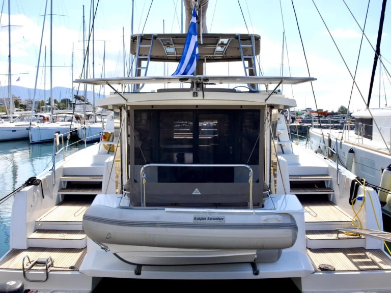 Pronajmout Katamarán se skipperem či ne Bali v Nidri