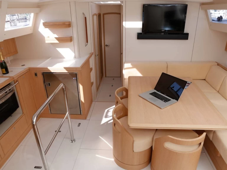 Pronájem Plachetnice Alubat s licencí