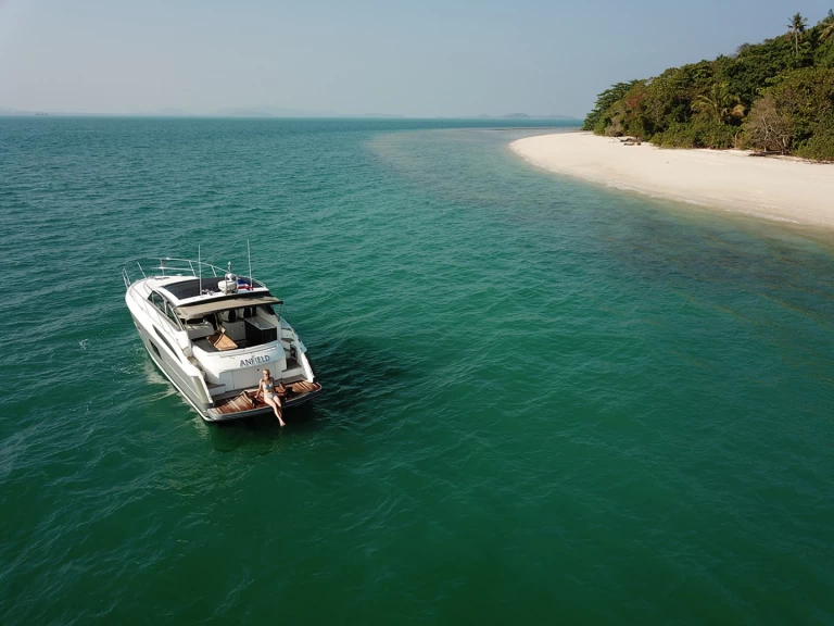 Pronajmout Jachta se skipperem či ne Princess v Phuket (City)